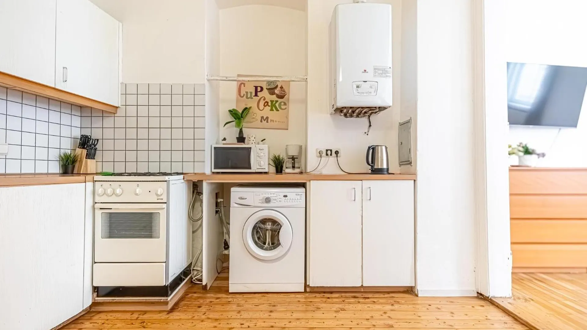 Simple Apartment Near Wiener Stadthalle 비엔나