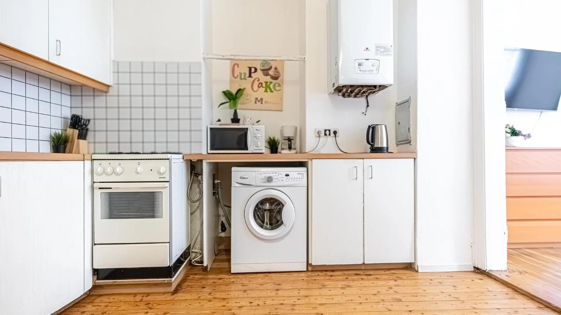 Simple Apartment Near Wiener Stadthalle