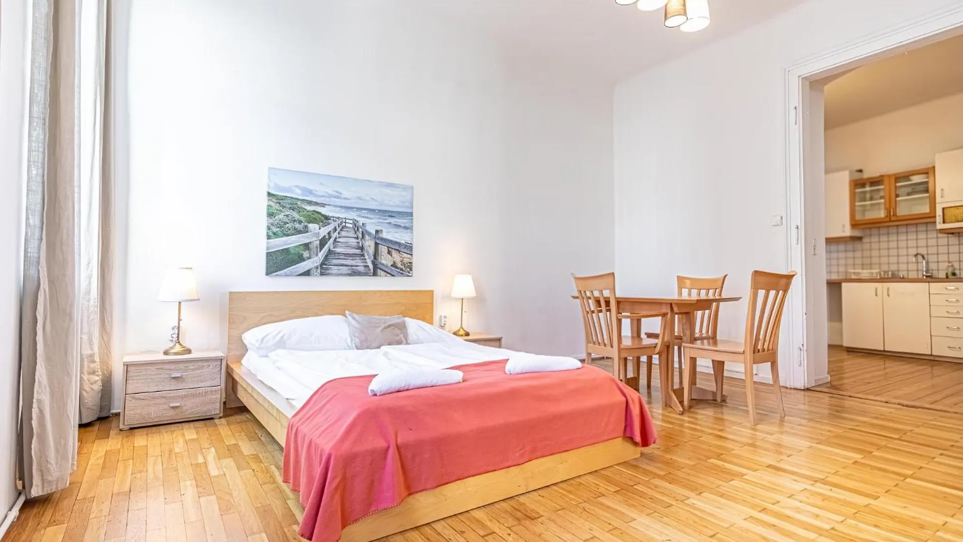 Simple Apartment Near Wiener Stadthalle location