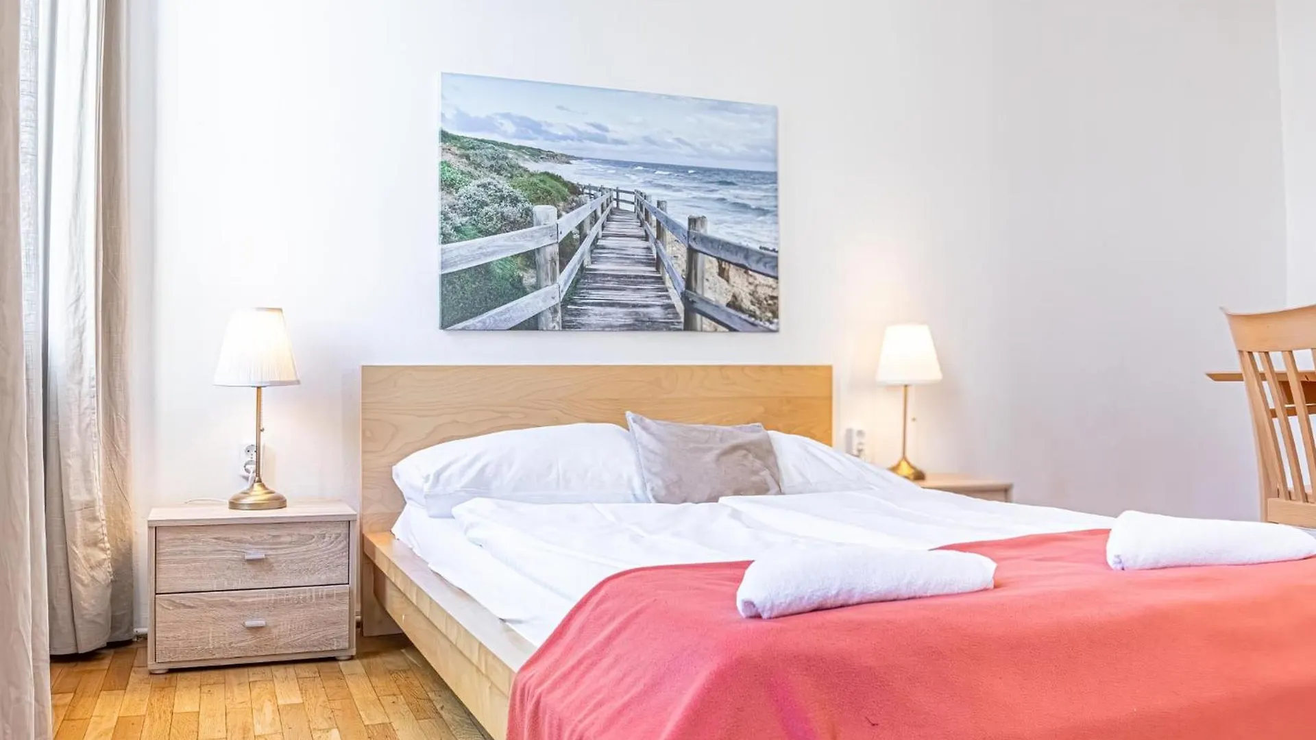Simple Apartment Near Wiener Stadthalle