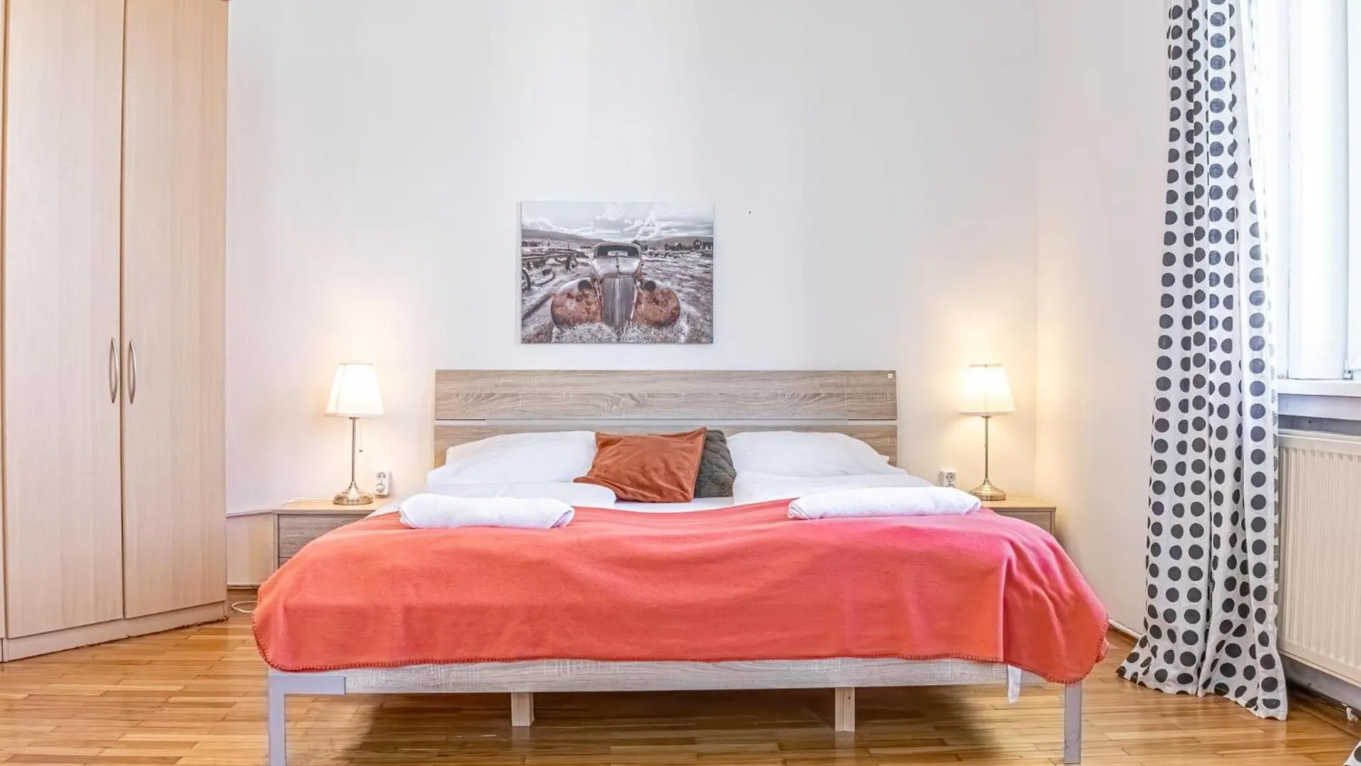Simple Apartment Near Wiener Stadthalle