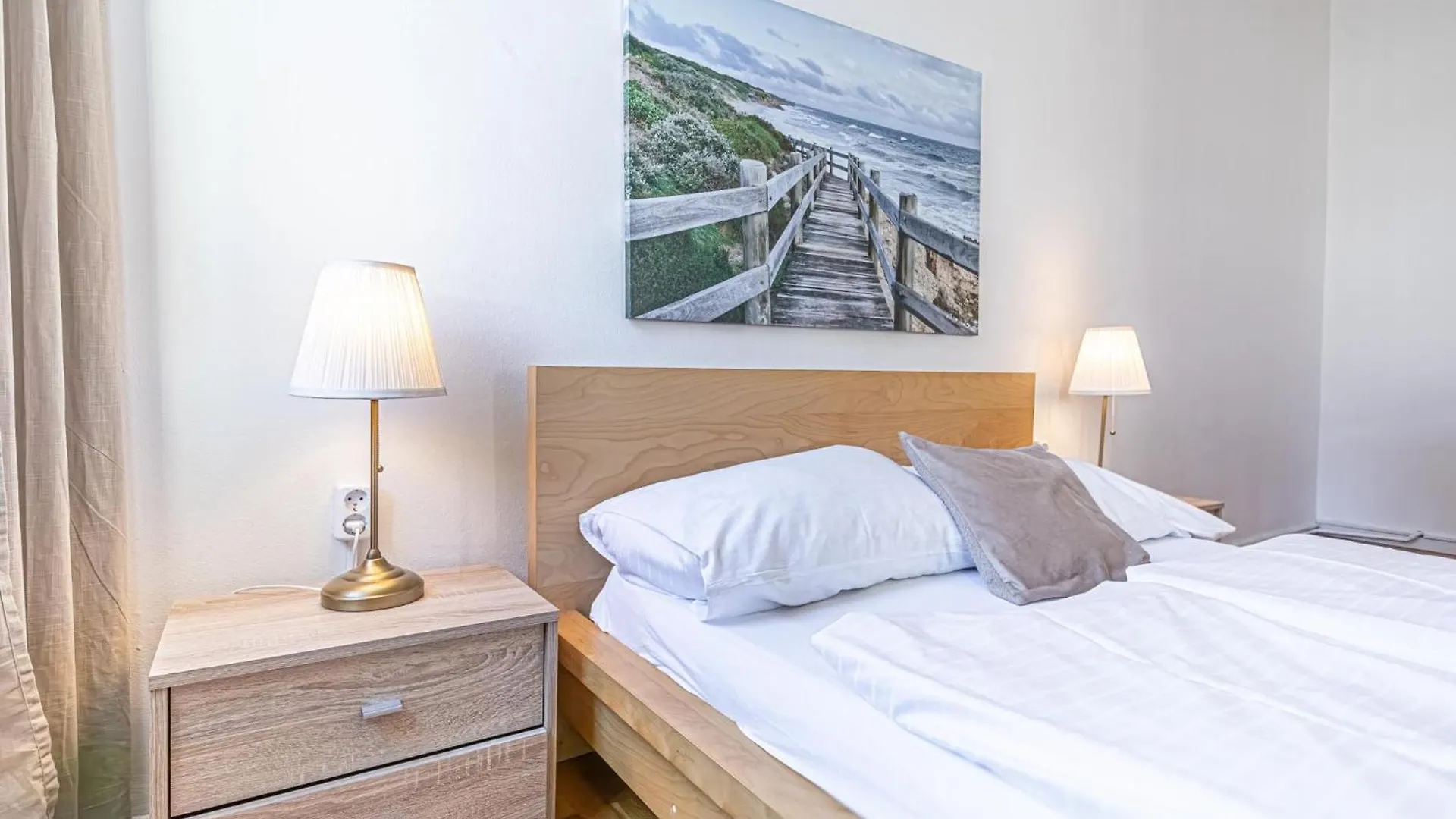 Simple Apartment Near Wiener Stadthalle